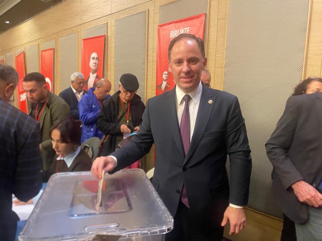 CHP Zonguldak 39. Olağan İl Kongresi’nde Deniz Yavuzyılmaz Oyunu Kullandı