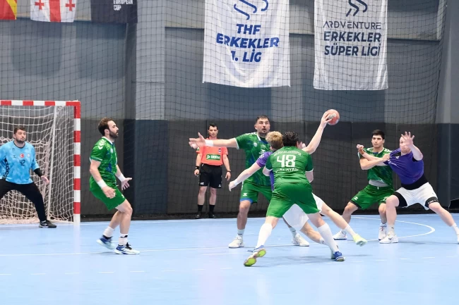 Nilüfer Belediyespor, EHF Avrupa Kupası'nda tur atladı
