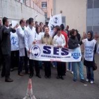 Sağlıkçılar Grevde!