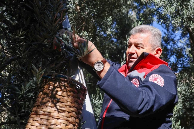 Artvin Valisi Ergün, Yusufeli'nde köylülerle buluştu