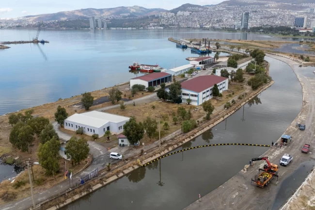 İZSU'dan kış öncesi temizlik ve altyapı hamlesi