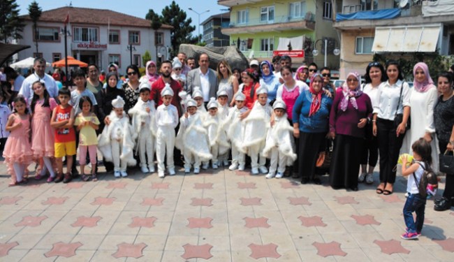 GÜLÜÇ BELEDİYESİ'NDEN TOPLU SÜNNET ŞÖLENİ..