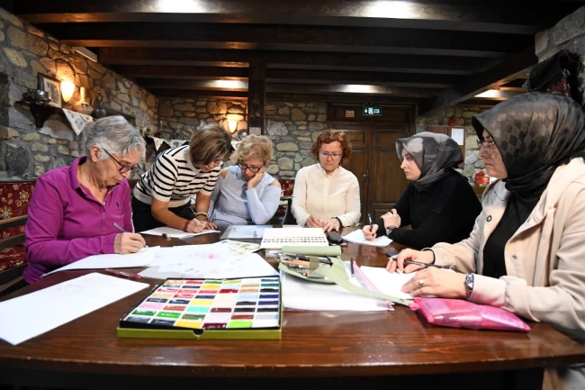 Osmangazi'de minyatür sanatı kadın eliyle hayat buluyor