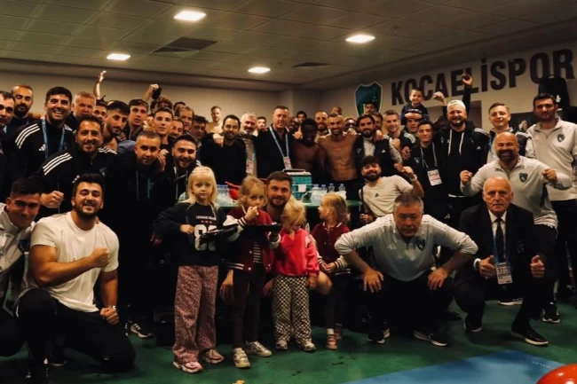 Tahir Büyükakın: "Muhteşem oyun, harika galibiyet!"