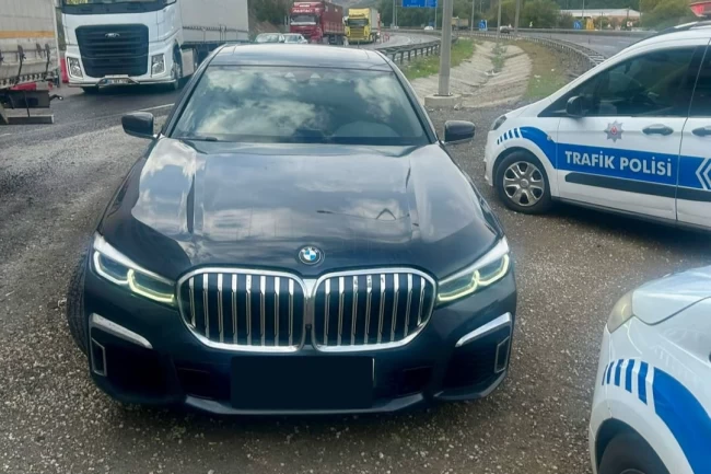 Bilecik Bozüyük'te ikiz plakalı araç operasyonu!