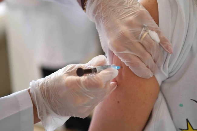 Ankara'da 4 bin 875 doz ücretsiz HPV aşısı uygulandı