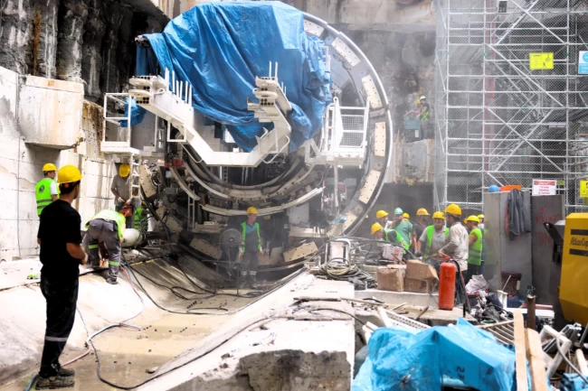 Kocaeli Körfezray'da kazılar hız kesmeden sürüyor