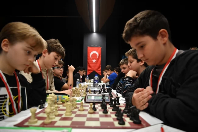 İstanbul Beylikdüzü'nde 29 Ekim'e özel satranç turnuvası