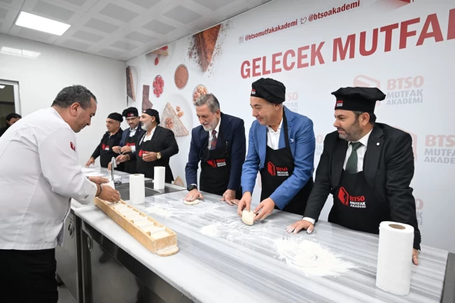 BTSO Mutfak Akademi'ye yemek sanayicilerinden tam not