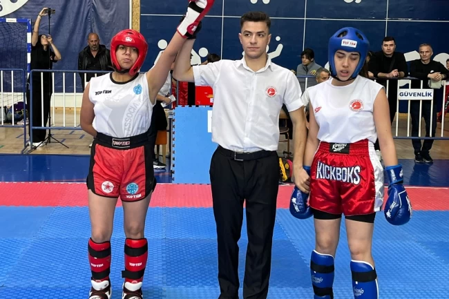 Bilecik Pazaryeri'nin yıldızları Uşak'ta tarih yazdı!