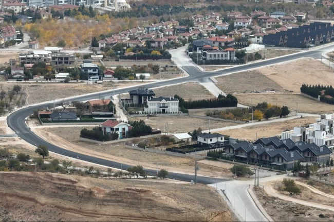 Selçuklu'da 40 bin metrekarelik alana asfalt