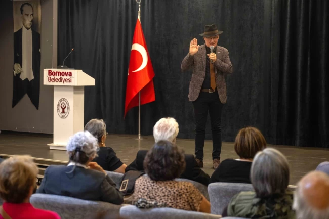 Bornova Kent Söyleşileri'nde 'Cumhuriyet ve Atatürk' anıldı