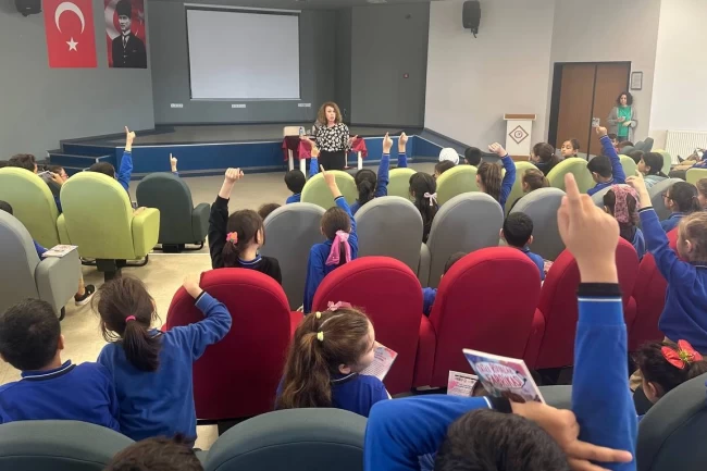 Çayırova Kitap Günleri'nde edebiyat coşkusu okullara taşındı