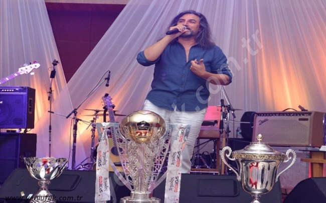 GS’DEN ŞAMPİYONLUK BALOSU