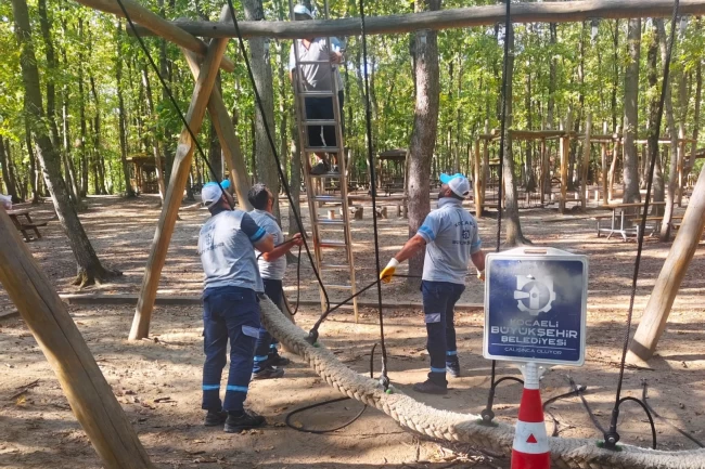 Kocaeli Ormanya'da oyun gruplarına periyodik bakım