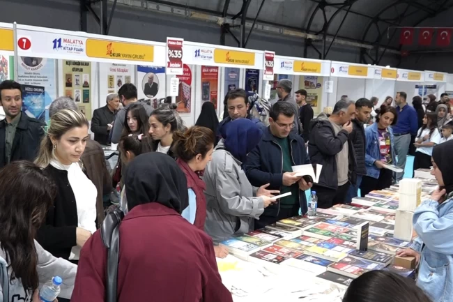 Malatya'da kitap ve kültür coşkusu sürüyor