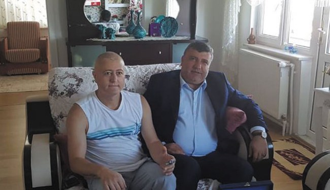 İŞ KAZASI GEÇİREN İŞÇİ'Yİ EVİNDE ZİYARET ETTİ..