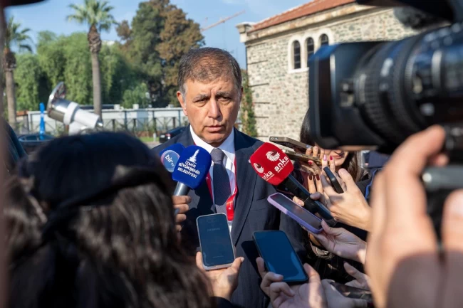 Başkan Tugay: Çöpün siyaseti olmaz, İzmir'e birlikte sahip çıkacağız