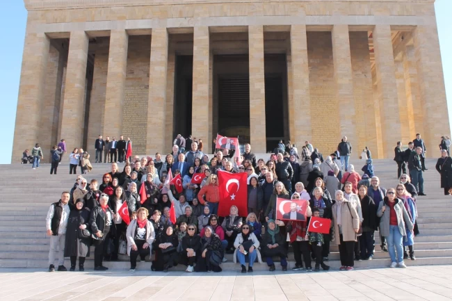 Bursalı emeklilerden tarihte yolculuk