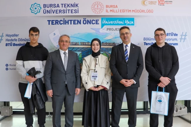 Bursa'da 'Tercihten Önce Üniversiteni Yaşa' projesi başladı