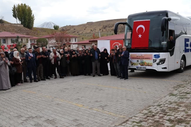 Erzurum'dan 36 şehit yakını aile Çanakkale'ye uğurlandı