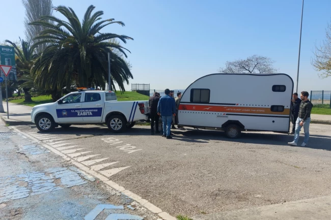 İstanbul Maltepe'de karavanlara zapturapt!