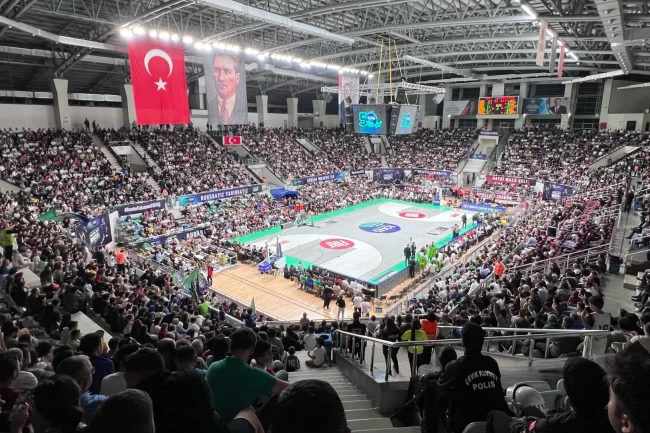 TOFAŞ'tan taraftarlara uyarı: Dolandırıcılara itibar etmeyin!