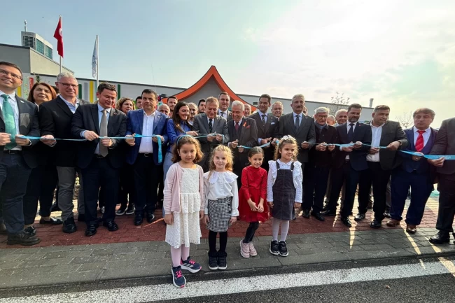 Bursa Nilüfer'de Kerem Özdilek Kreş ve Gündüz Bakımevi açıldı