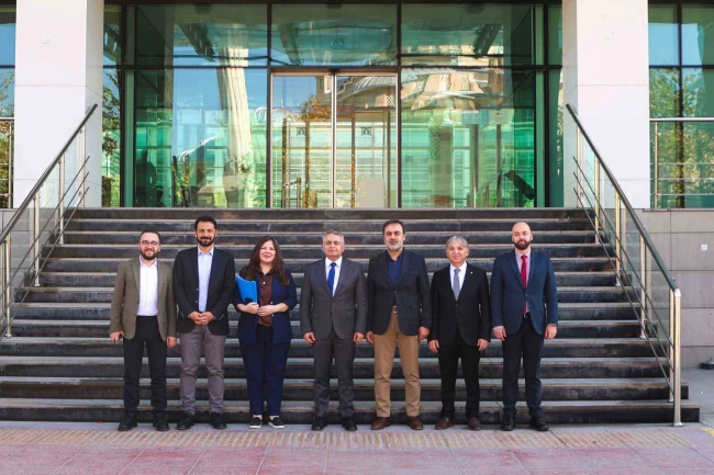 Konya'da 'ihracat uzmanlığı' eğitimi tamamlandı