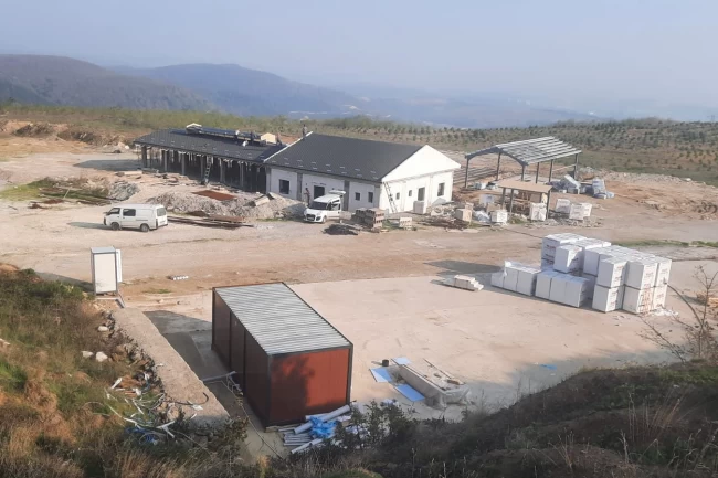 Kocaeli İzmit'te Dost Pati Yaşam Alanı'na enerji hattı