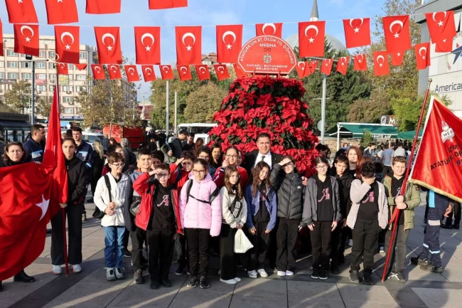 Kocaeli'de 10 Kasım'a özel 1087 Atatürk çiçeği