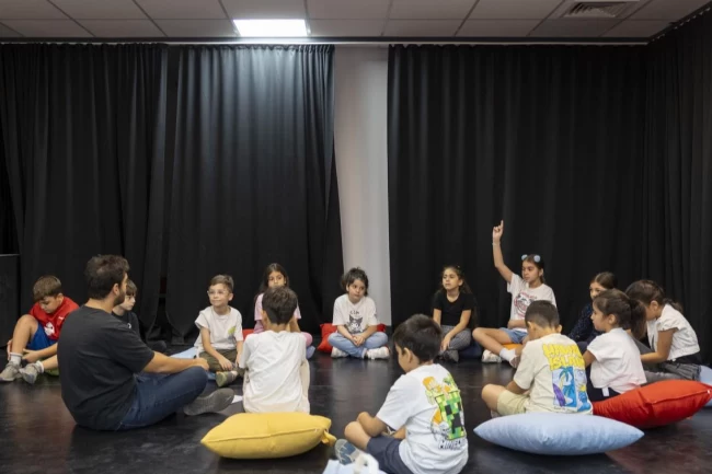 Mersin'de Tiyatro Kursu'na yoğun ilgi