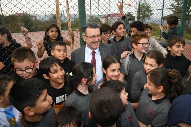 Trabzon Yomra'da öğrencilere oyun sahası müjdesi