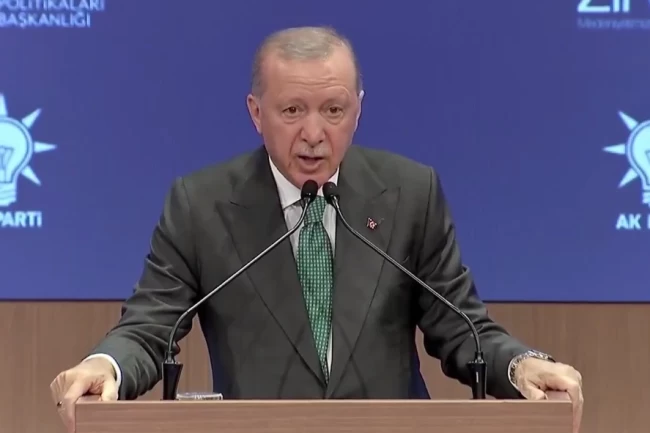 Cumhurbaşkanı Erdoğan: Enkaza ulaşma çalışmalarımız sürüyor
