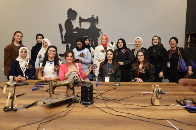Ortadoğulu iş kadınlardan Kocaeli Moda Akademisi'ne övgü