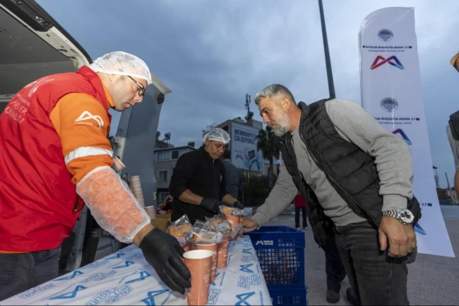 Mersin'de "1 Ekmek 1 Çorba"projesi yeniden başladı