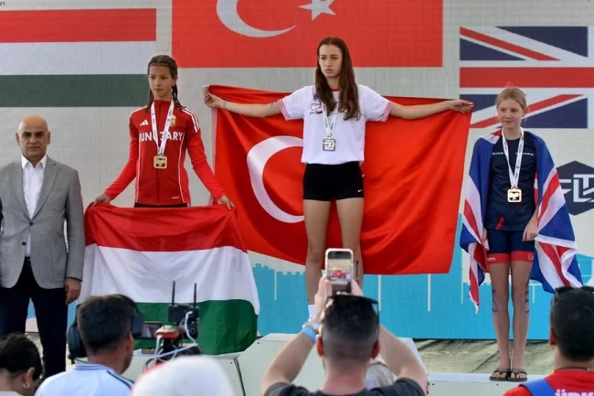 Bursa Osmangazi Belediyespor'dan madalya rekoru