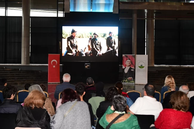 Bursa Osmangazi'de ‘Atatürk 2' gösterimi