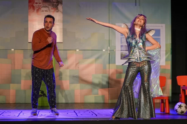 Baloncukların büyüsü Maltepe'de minikleri neşelendirdi