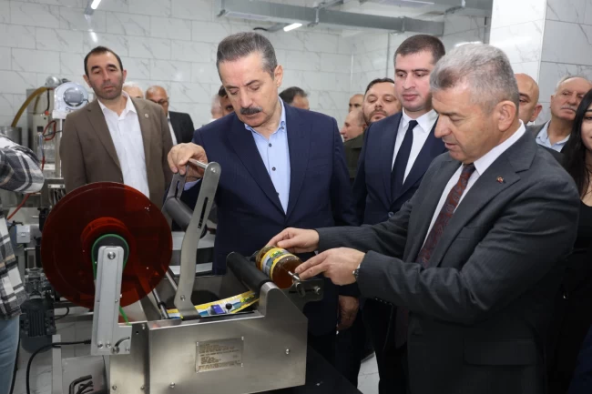 Artvin'de apiterapi ürünleri işleme ve bal dolum tesisi hizmete açıldı