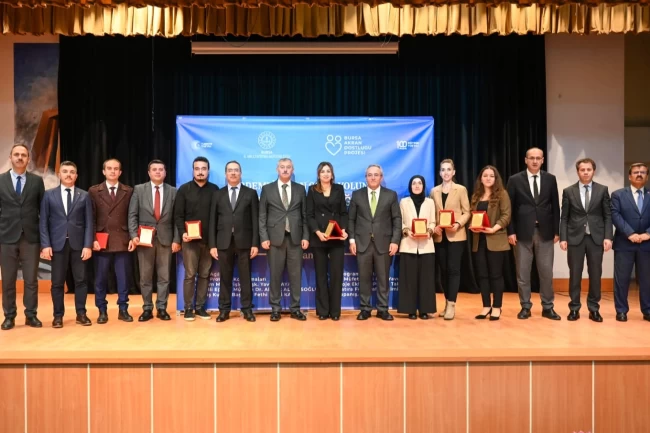 Bursa'da erdemli insanla akran dostluğunda 2. yıl tanıtımı