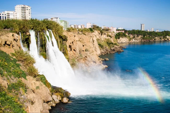 Antalya'da deniz ekosistemi için Yapay Resif Projesi