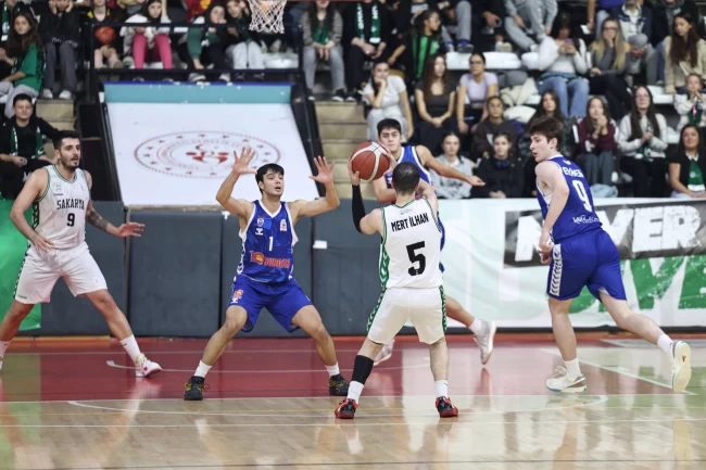 Sakarya Büyükşehir'in devleri Beylikdüzü'nü farklı geçti: 89-60