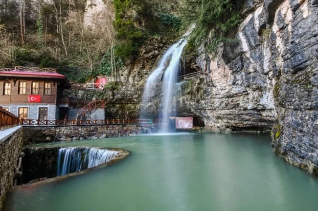 Trabzon'un tarihi ve doğal güzelliklerine ziyaretçi akını
