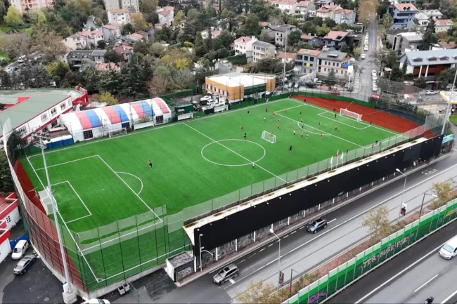 İstanbul Büyükşehir Belediyesi Beşiktaş'taki İsmet İnönü Spor Tesisi'ni yeniledi