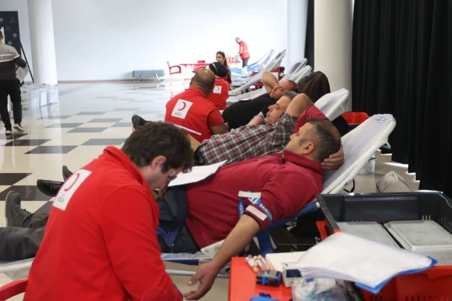 Muğla Kızılay'a kan bağışı desteğini Menteşe'de başlattı