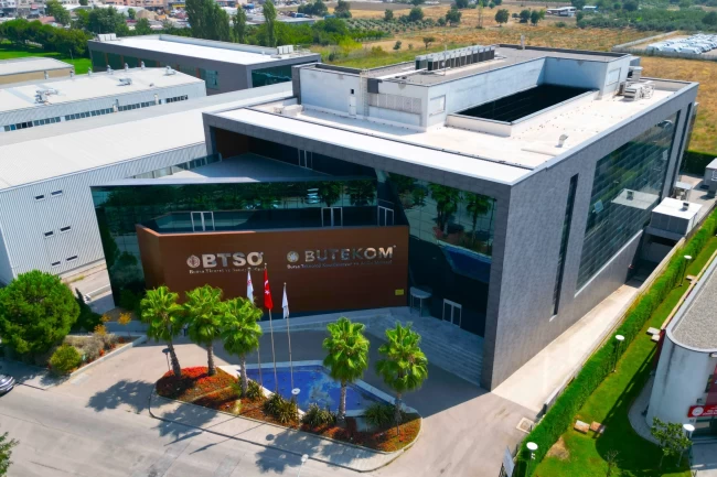 Geleceğin üretim teknolojileri BUTEKOM'da masaya yatırıldı