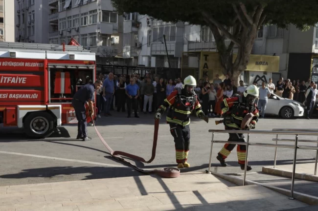 Mersin Büyükşehir'de yangın tatbikatı