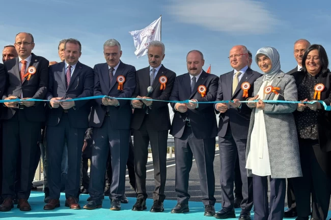 Bakan Uraloğlu: Bursa'daki ulaşım ağı yeni bir çağ açıyor... İnegöl Giriş Kavşağı açıldı