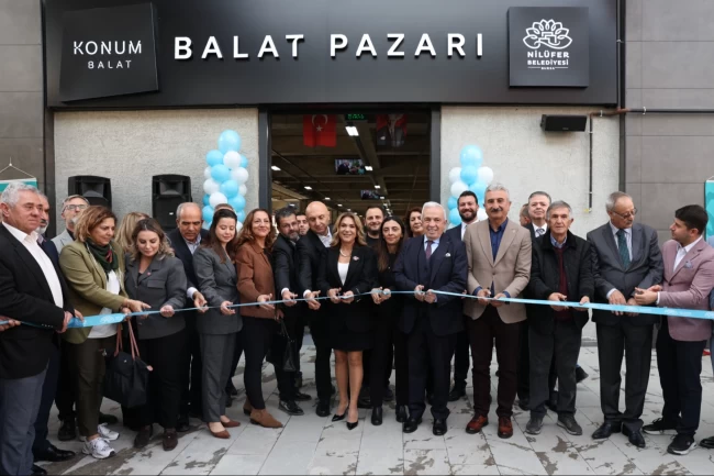 Nilüfer'in modern pazar alanı Balat'ta hizmete açıldı